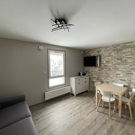 Appartement 4 personnes aux pieds des pistes Wifi Netflix Les Deux Alpes Extérieur photo
